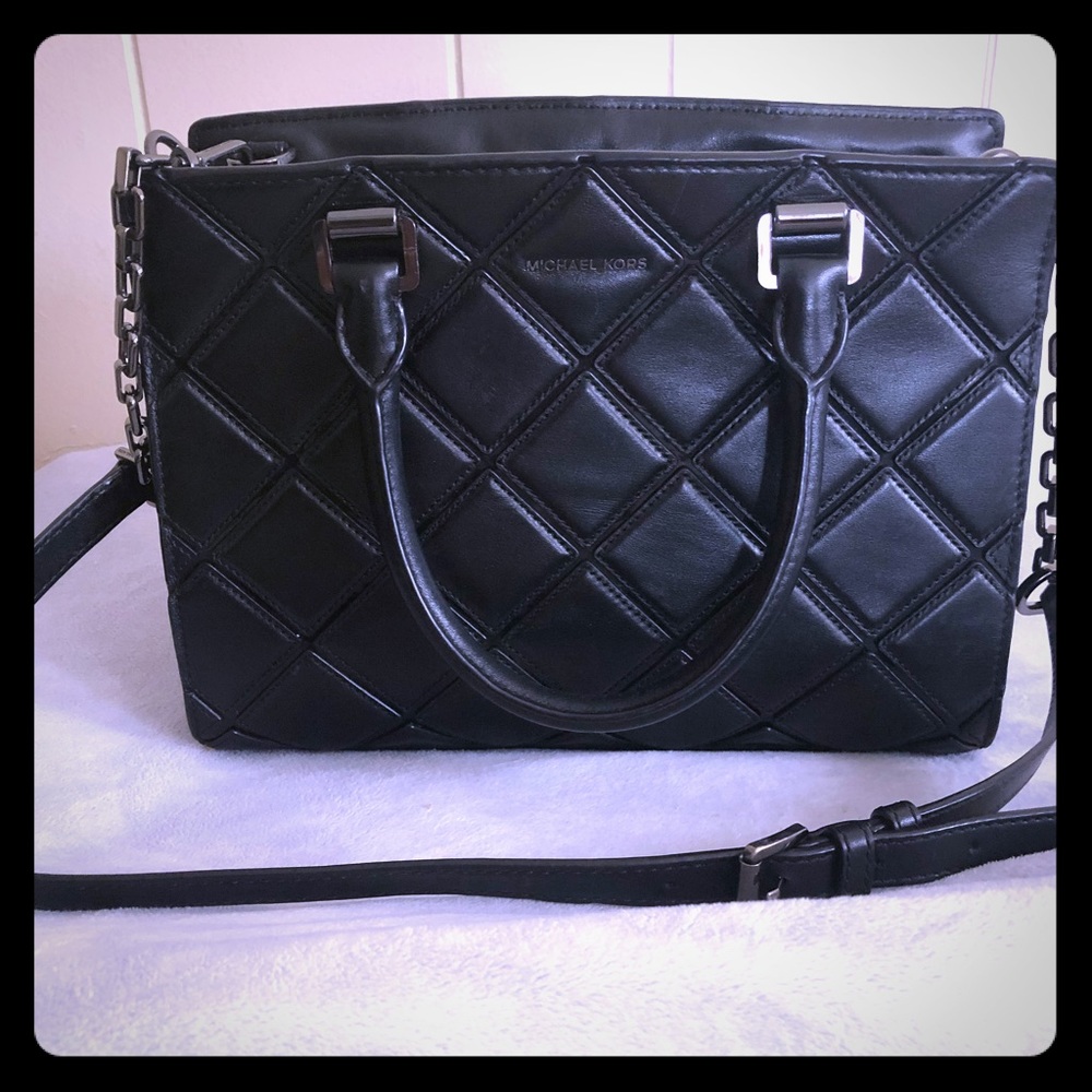 Authentic Michael Kors Matte Black 😍😍😍